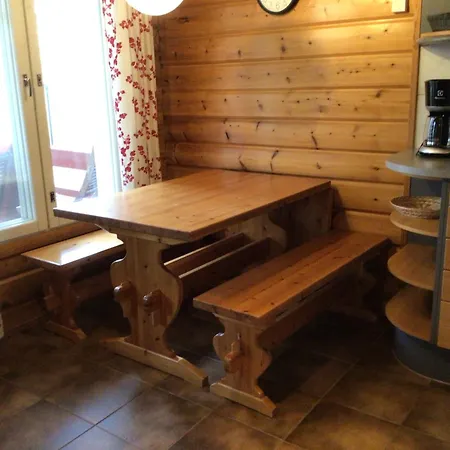 Kolin Country Club 6pax Apartment